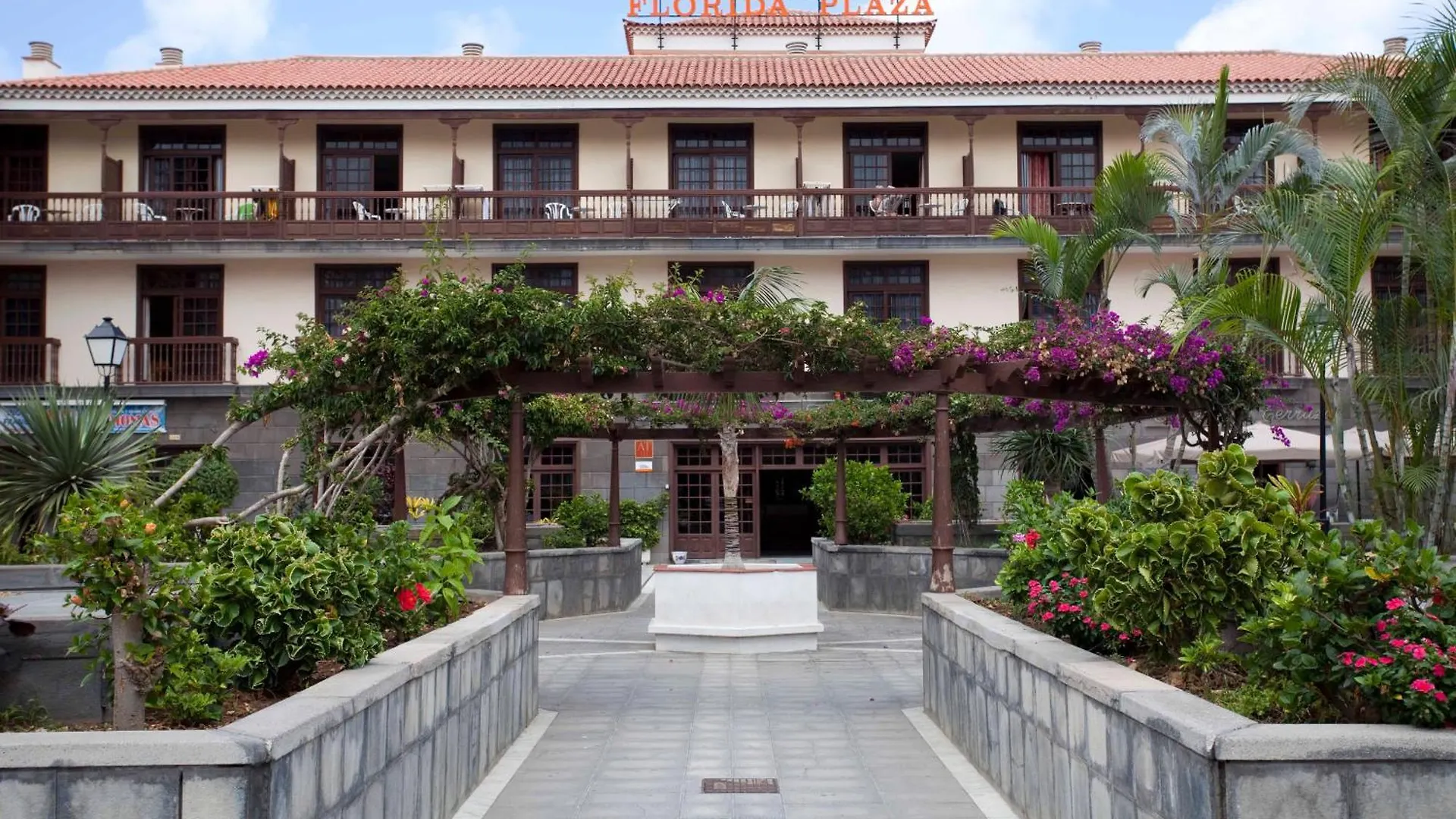 Be Smart Florida Plaza Apartment Puerto de la Cruz  Spain